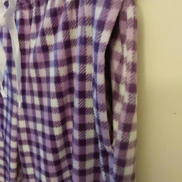 Narrow River Trading Co purple and white XL pajama pants - Picture 5 of 6
